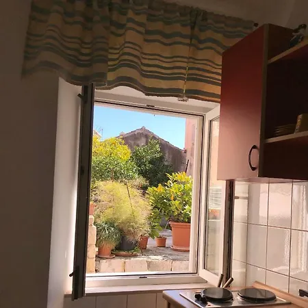 Regina Apartman *